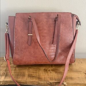 Elegant Brown Crocodile-Embossed Tote Bag